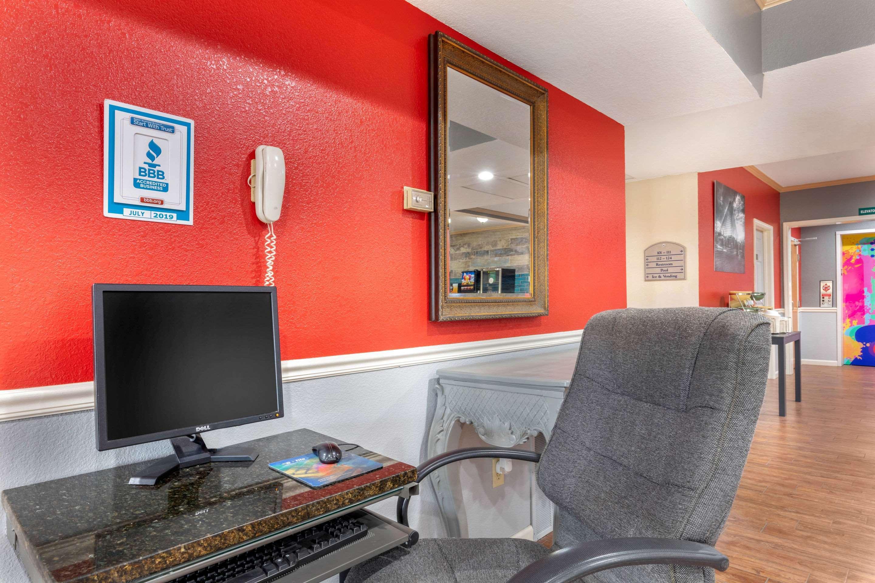 Quality Inn West Memphis I-40 Экстерьер фото