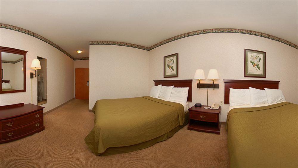 Quality Inn West Memphis I-40 Экстерьер фото